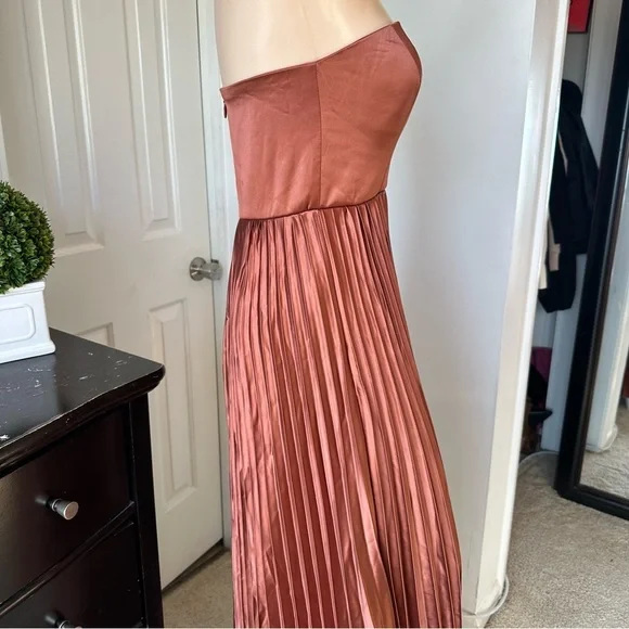Lulu's Strapless Copper Pleated Dress - Picture 15 of 16